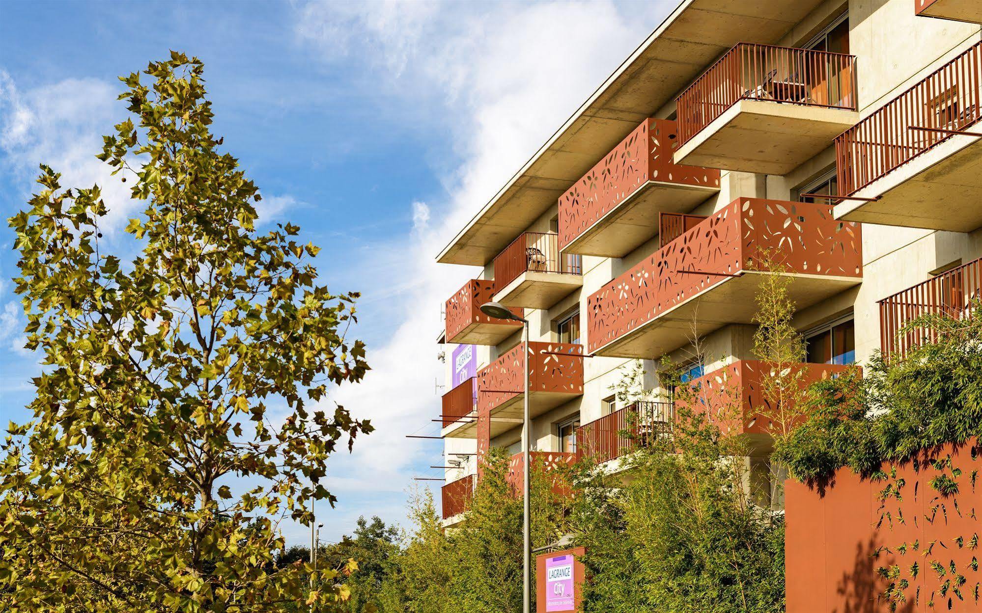 Lagrange Aparthotel Montpellier Millenaire Bagian luar foto